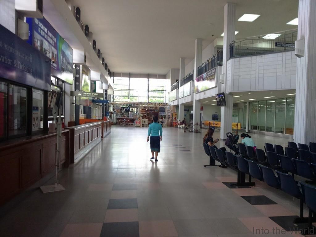 ワットタイ国際空港 ラオス ビエンチャン