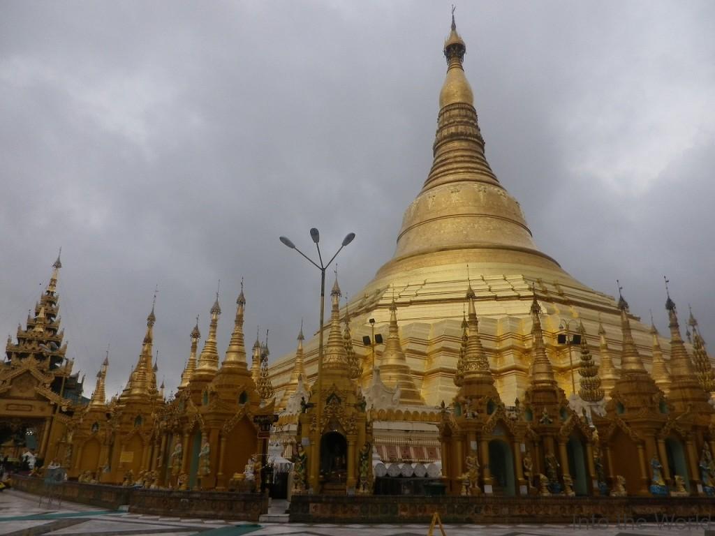 シュエダゴン・パゴダ ヤンゴン ミャンマー