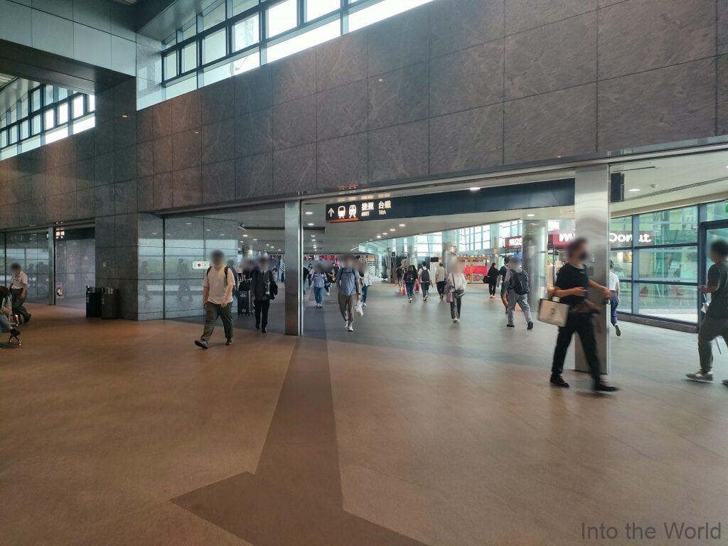 高鉄台中駅から台鉄台中駅 行き方 移動方法