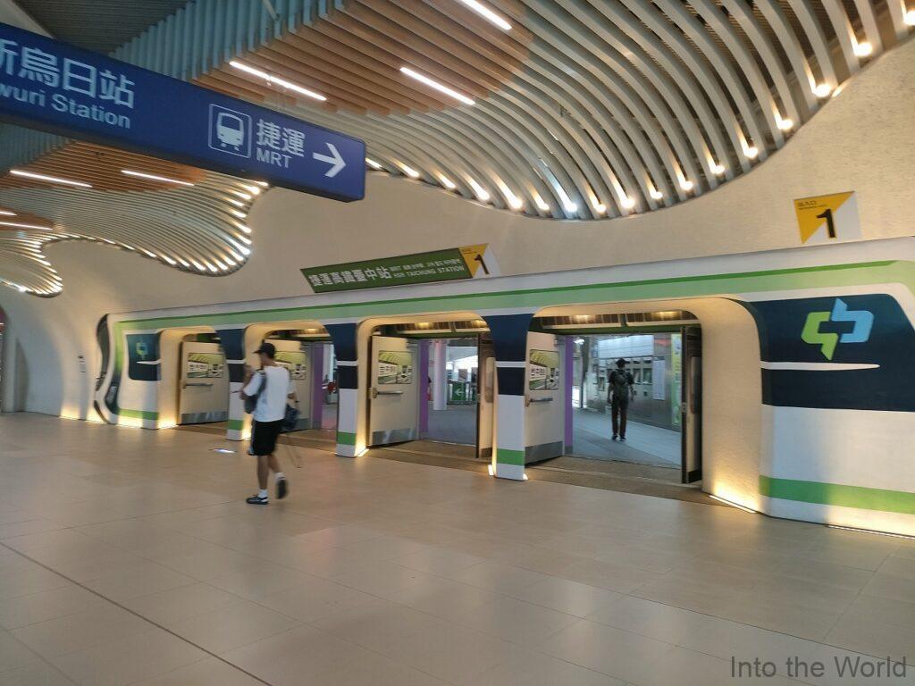 高鉄台中駅から台鉄台中駅 行き方 移動方法