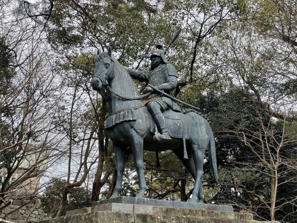 藤堂高虎像 津城跡 見どころ 感想 基本情報