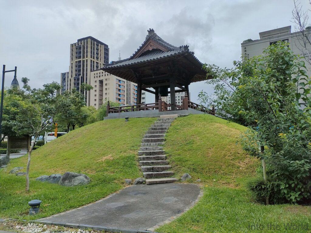 西本願寺広場 見どころ 鐘楼