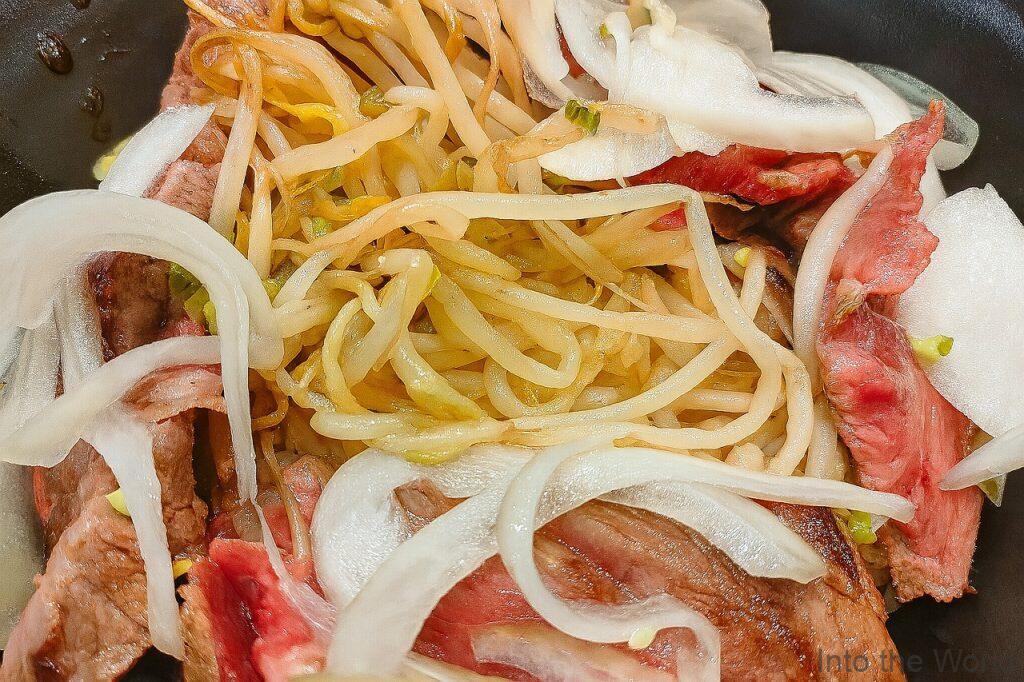 ホンデケミ 韓国 ステーキ丼