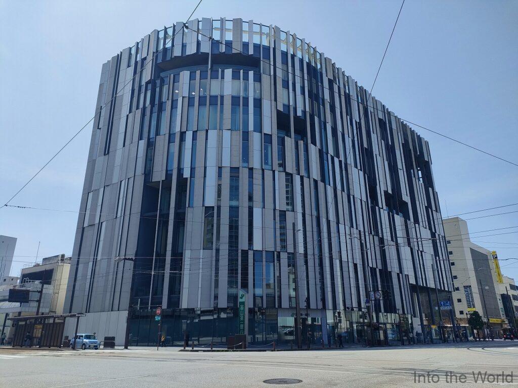 富山市ガラス美術館 建築 見どころ 感想 基本情報