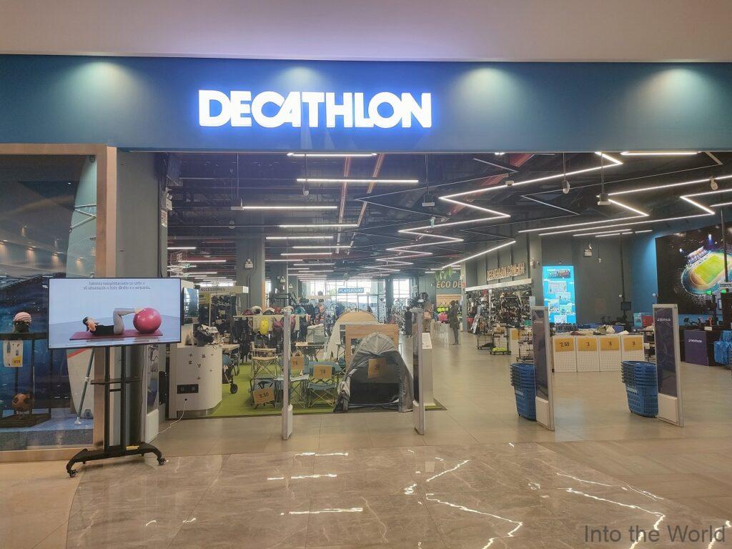 イオンモールミエンチェイ プノンペン カンボジア デカトロン(DECATHLON)