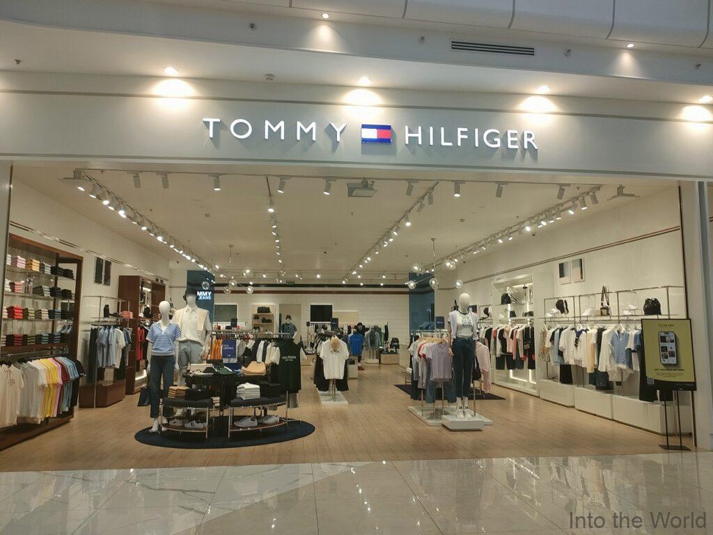 イオンモールミエンチェイ プノンペン カンボジア トミーヒルフィガー