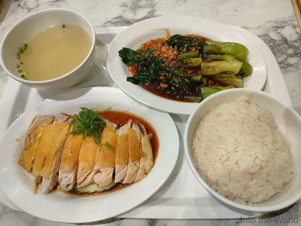 XIN XIN(欣欣)シンガポールレストラン プノンペン 海南チキンライス