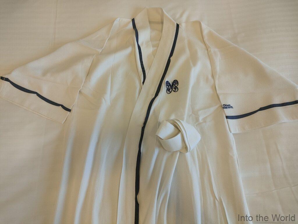 オークラ千葉ホテル 宿泊レビュー パジャマ 部屋着 ガウン