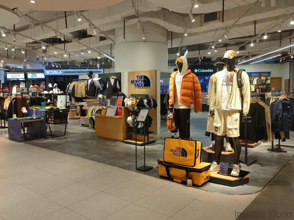 ロッテセンターハノイ ノースフェイス