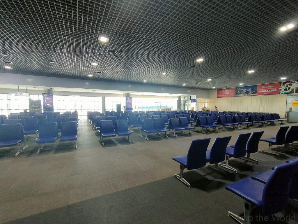 ウドンタニ国際空港 市内間 移動 施設