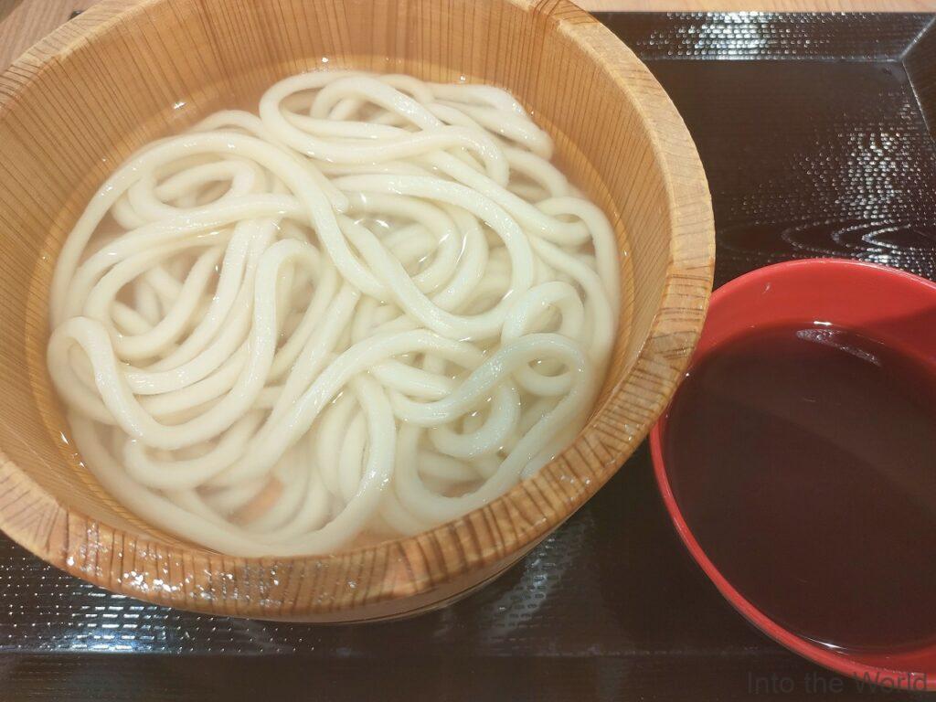 ベトナム 丸亀製麺 釜揚げうどん