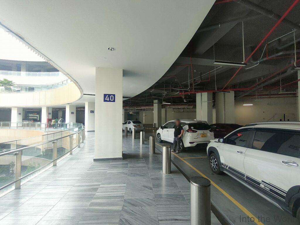 ホーチミン空港 ターミナル3 Grab 乗り場 場所