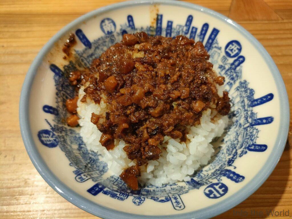 度小月 台南名物 担仔麺 タンツーメン