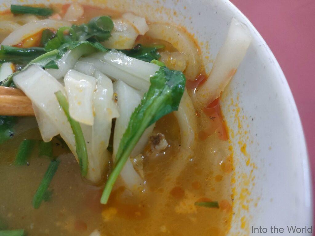 フーン フエ バインカインクア Bánh Canh Cua Hương