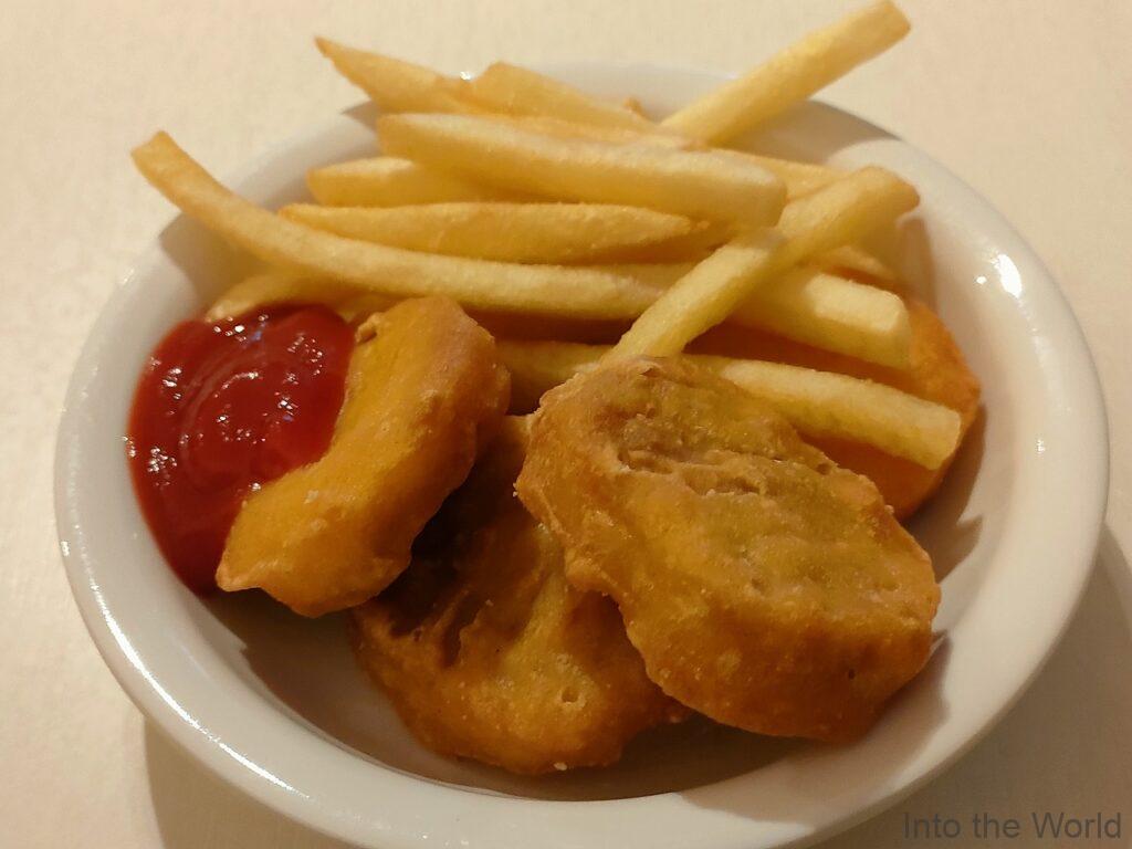 ドーミーインPREMIUM京都駅前 宿泊レビュー CAFÉ&LOUNGE OASIS ラウンジ飲み放題
