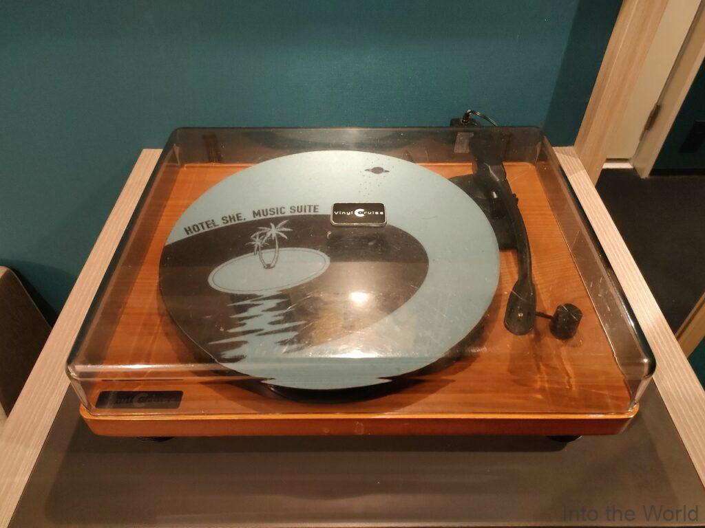 HOTEL SHE, OSAKA 宿泊レビュー レコード