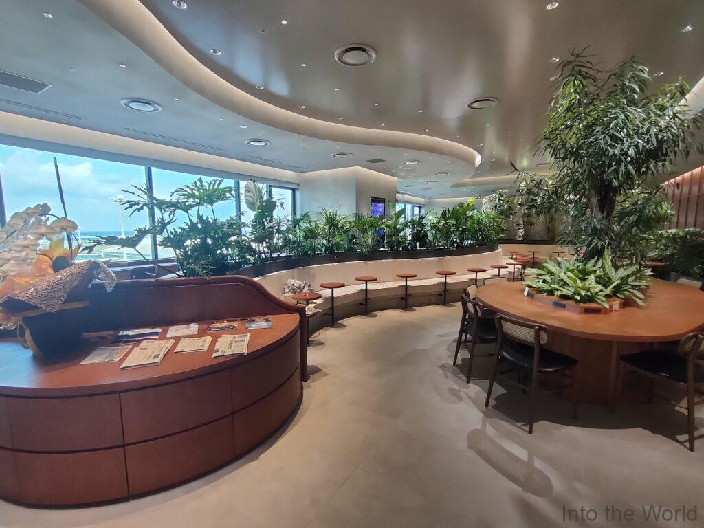 LOUNGE HANA ラウンジ華 感想 那覇空港 カードラウンジ