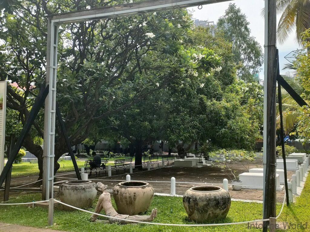 トゥールスレン虐殺博物館 見どころ 感想