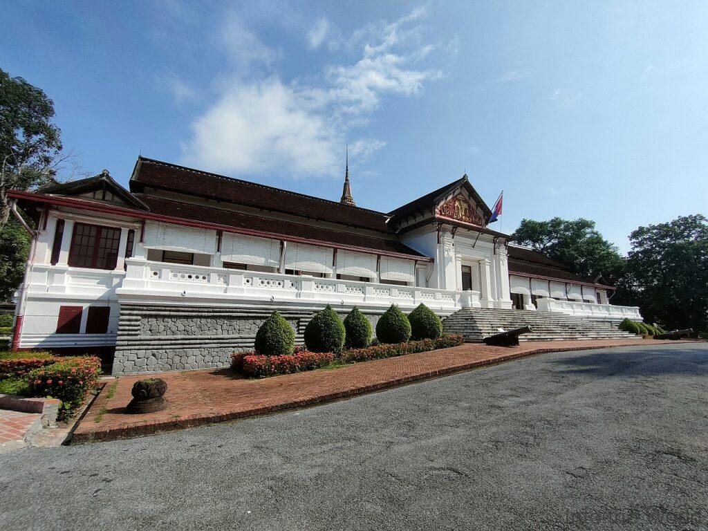 ルアンパバーン国立博物館 見どころ 感想